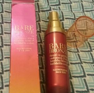 Victoria Secret Bare Bronze Illuminating Face Tint